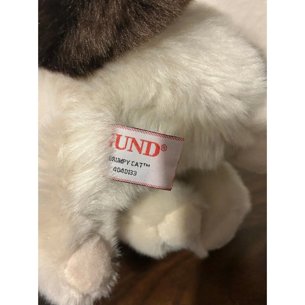 Grumpy cat plush - Picture 6 of 6